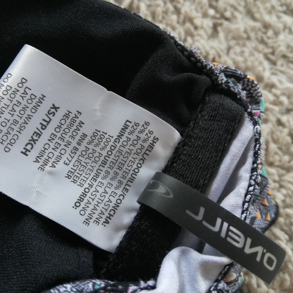 O'Neill Bandeau Venice Beach Ruffle Bikini Top XS - Picture 6 of 7